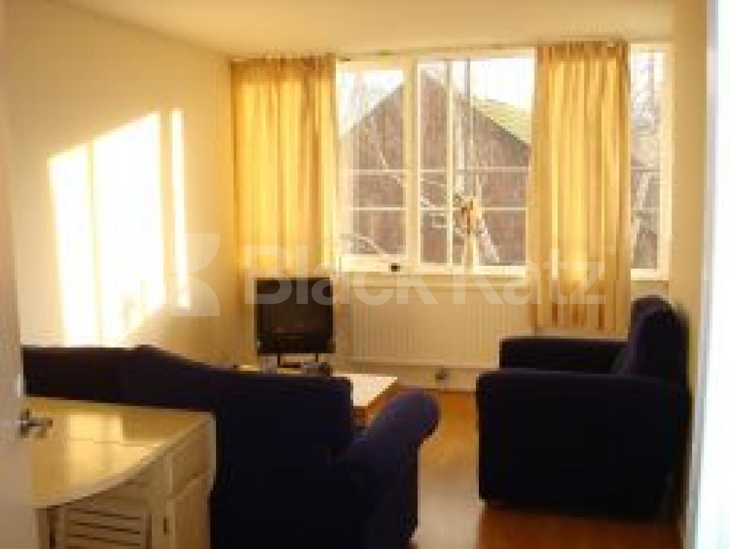 			3 Bedroom, 1 bath, 1 reception Flat			 Clarendon Walk, NOTTINGHILL W11